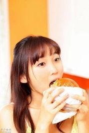 爆料网吃瓜精神小妹,揭秘娱乐圈幕后风云 第2张 爆料网吃瓜精神小妹,揭秘娱乐圈幕后风云 第2张